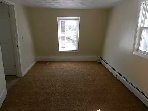 33 Mohawk Ave, Warwick, RI 02889 photo 7