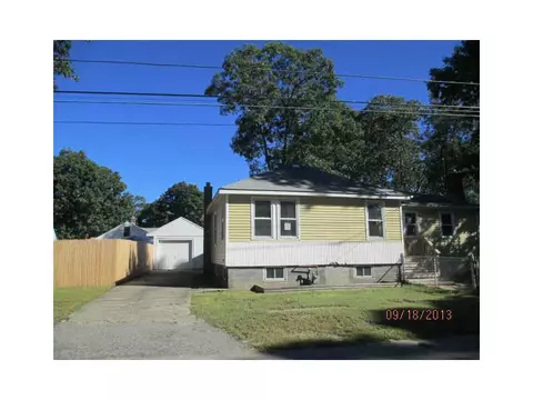 149 Pinehurst Ave, Warwick, RI 02889 photo 2