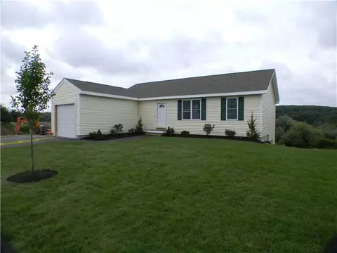 83 Danielle Dr, Woonsocket, RI 02895 photo 11