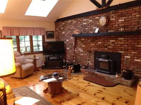 105 Stony Ln, Exeter, RI 02822 photo 6