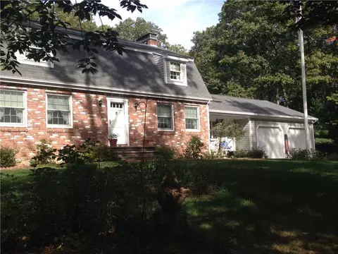 105 Stony Ln, Exeter, RI 02822 photo 2