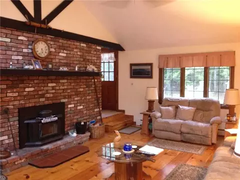 105 Stony Ln, Exeter, RI 02822 photo 5