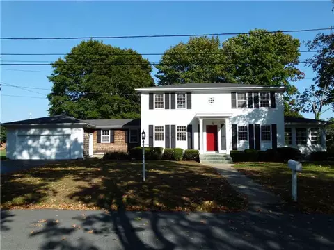 88 Claflin Rd, Warwick, RI 02886 photo 1