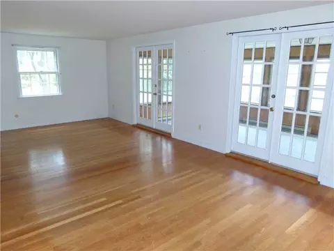 88 Claflin Rd, Warwick, RI 02886 photo 2