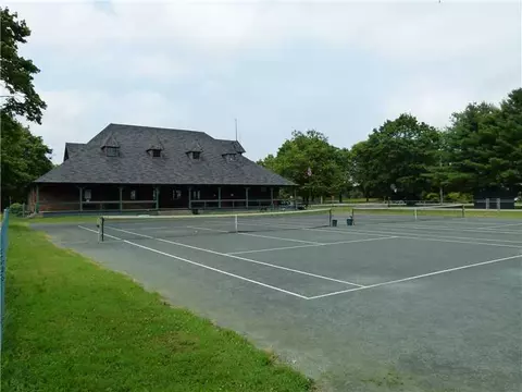88 Claflin Rd, Warwick, RI 02886 photo 21
