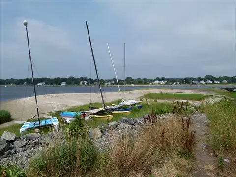 88 Claflin Rd, Warwick, RI 02886 photo 23
