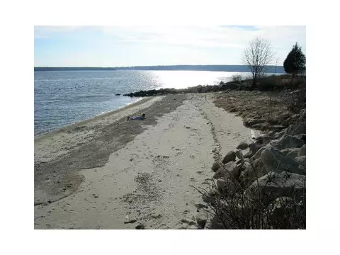 88 Claflin Rd, Warwick, RI 02886 photo 19