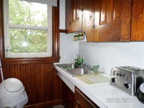 363 Logee St, Woonsocket, RI 02895 photo 6