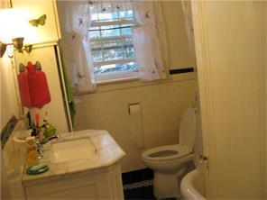 22 Daboll Ct, Warwick, RI 02889 photo 9