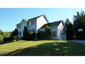 83 Red Hawk Dr, Cranston, RI 02921 photo 2