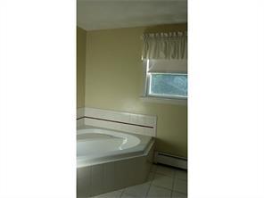 83 Red Hawk Dr, Cranston, RI 02921 photo 17