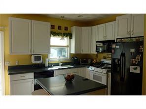 83 Red Hawk Dr, Cranston, RI 02921 photo 13