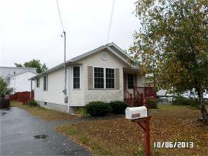 10 Saint Simon St, Woonsocket, RI 02895 photo 9