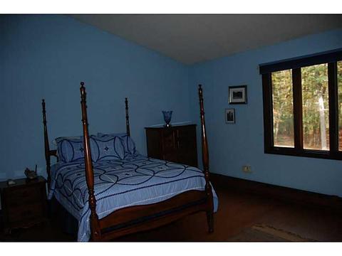 105 Maureen Cir, Mapleville, RI 02839 photo 9
