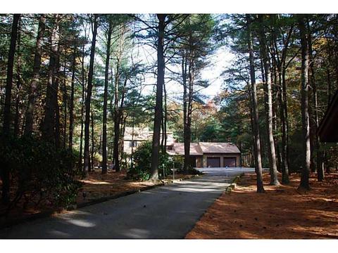105 Maureen Cir, Mapleville, RI 02839 photo 2