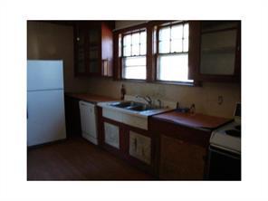 835 Warwick Ave, Warwick, RI 02888 photo 3