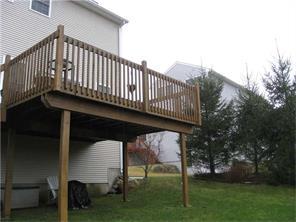 20 Thompson Ave, Westerly, RI 02891 photo 2