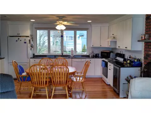 26 Riptide Dr, Saunderstown, RI 02874 photo 7