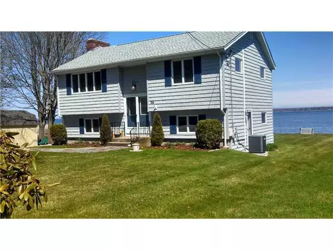 26 Riptide Dr, Saunderstown, RI 02874 photo 8