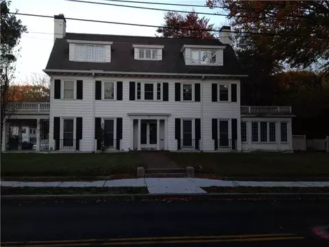 50 Elm St, Westerly, RI 02891 photo 1