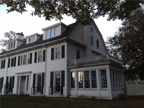 50 Elm St, Westerly, RI 02891 photo 2