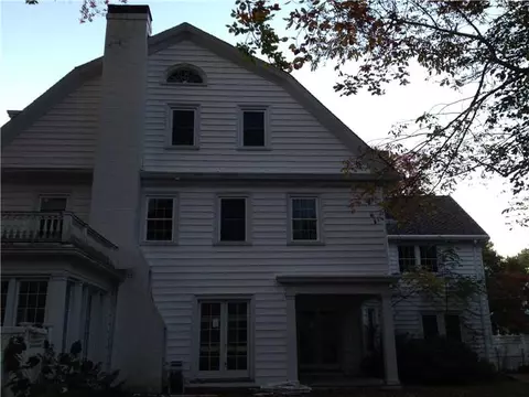 50 Elm St, Westerly, RI 02891 photo 3