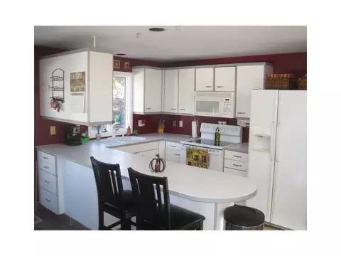 26 Stephanie Ct, Warwick, RI 02889 photo 7