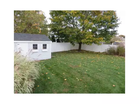 105 Brook Spring Dr, Warwick, RI 02889 photo 22
