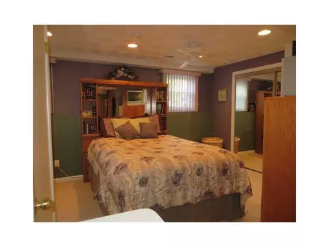 105 Brook Spring Dr, Warwick, RI 02889 photo 18