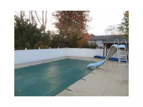 105 Brook Spring Dr, Warwick, RI 02889 photo 23
