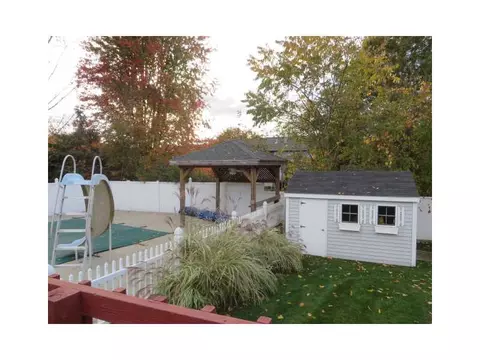 105 Brook Spring Dr, Warwick, RI 02889 photo 24