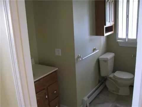 38 Fieldstone Rd, Warwick, RI 02886 photo 10