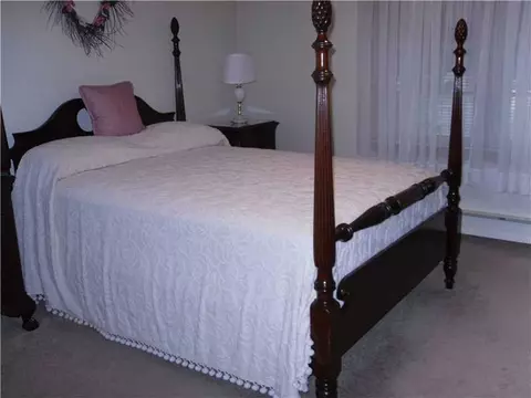 127 St Agnes Ave, Woonsocket, RI 02895 photo 5