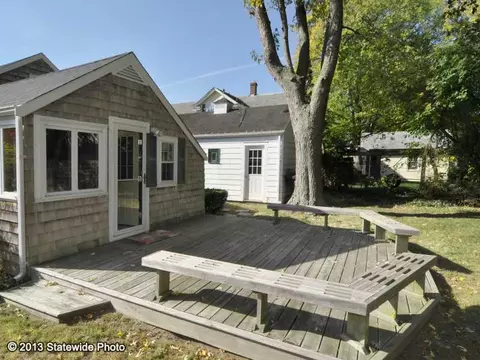 69 Freeman St, Warwick, RI 02886 photo 11