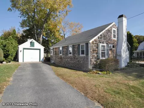69 Freeman St, Warwick, RI 02886 photo 14