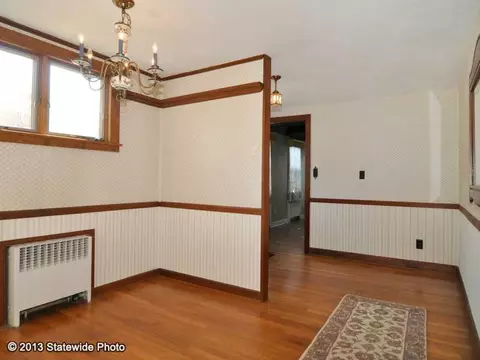 69 Freeman St, Warwick, RI 02886 photo 9