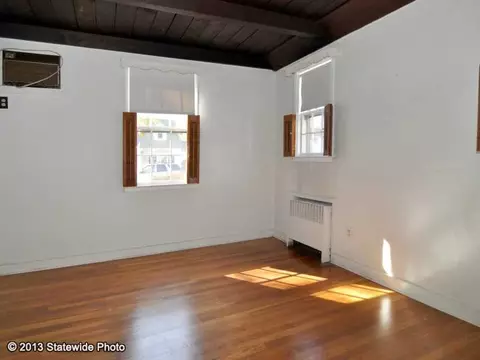 69 Freeman St, Warwick, RI 02886 photo 17