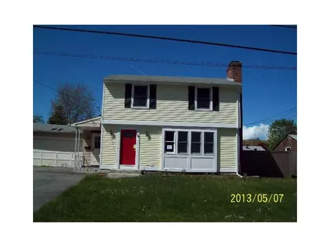 54 Dearborn Dr, Riverside, RI 02915 photo 1