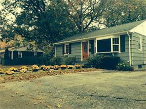 331 Ring St, Warwick, RI 02888 photo 1