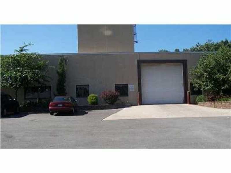 25 Graystone St, Warwick, RI 02886 photo 1