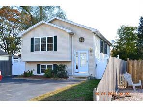 28 Tarleton St, Warwick, RI 02889 photo 2