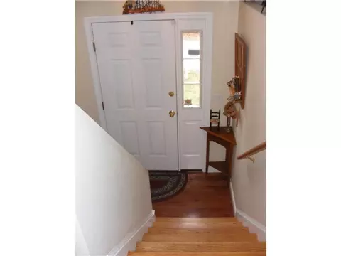 16 Dixie Ave, Warwick, RI 02889 photo 19