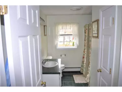 16 Dixie Ave, Warwick, RI 02889 photo 12