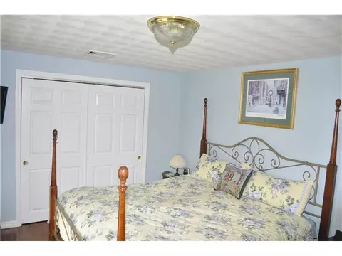 16 Dixie Ave, Warwick, RI 02889 photo 11