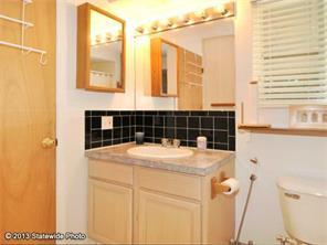 576 Commonwealth Ave, Warwick, RI 02886 photo 22