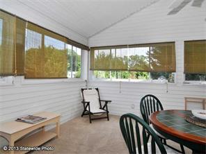 576 Commonwealth Ave, Warwick, RI 02886 photo 19