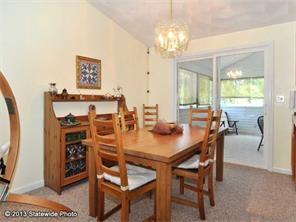 576 Commonwealth Ave, Warwick, RI 02886 photo 4