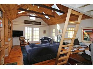 82 E Killingly Rd, Foster, RI 02825 photo 11