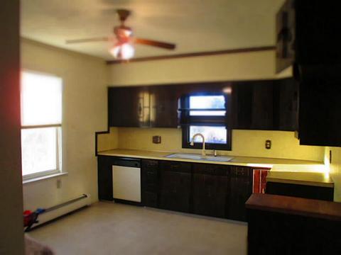 84 Warwick St, Woonsocket, RI 02895 photo 17