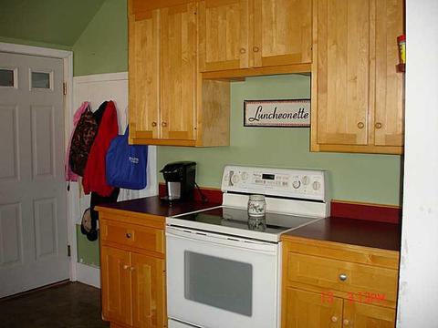 74 Read Ave, Woonsocket, RI 02895 photo 4